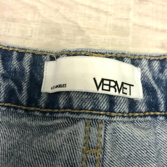 Vervet Casual Distressed Jeans - Picture 2 of 6
